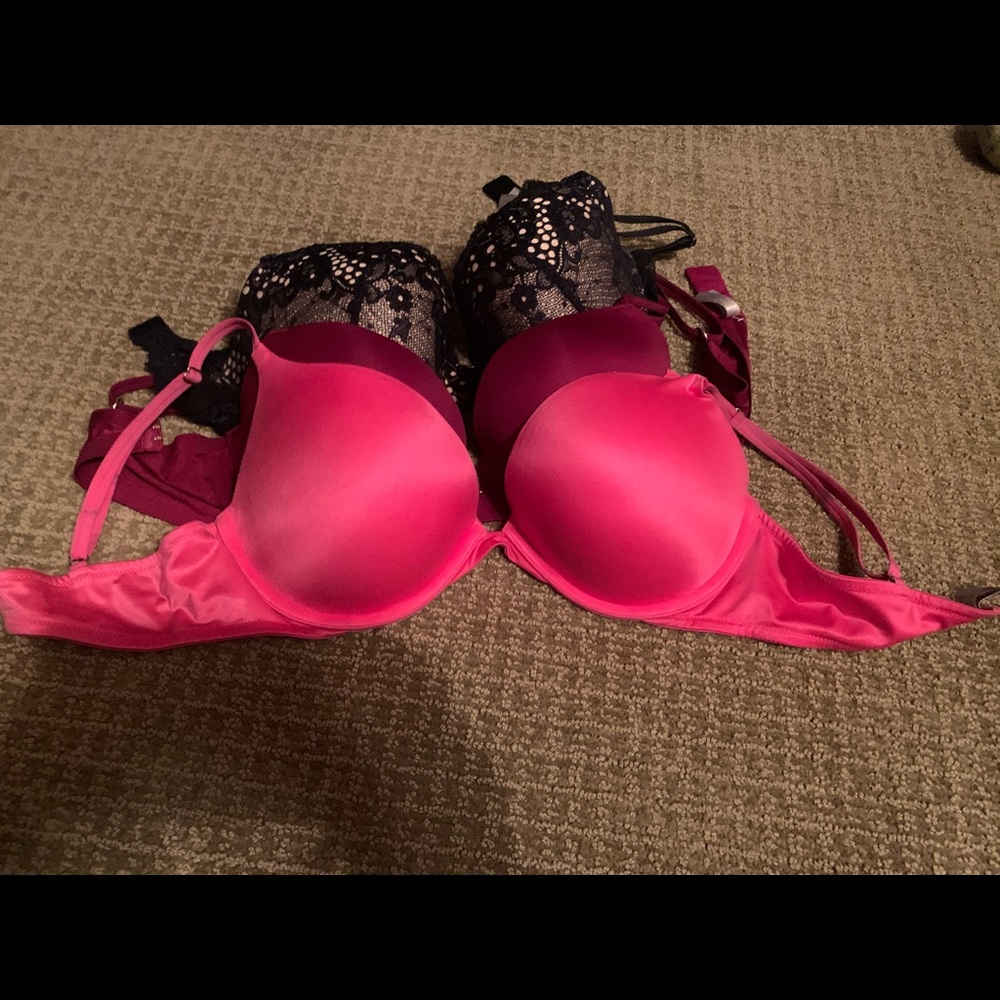 Super girly pink bra: true to size! 36D